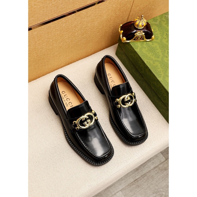 G*u*i leather shoes